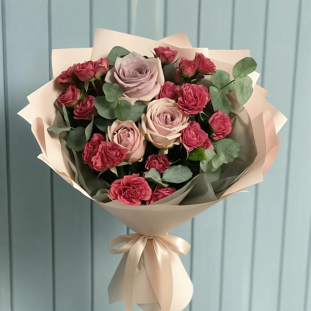 Букет цветов из: Гвоздики и Розы в Удобной Краснодарский край