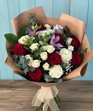 Букет цветов из:  Розы и Альстромерии в Удобной Краснодарский край
