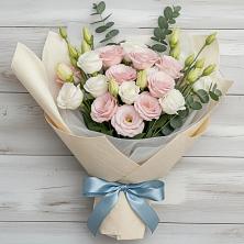 Букет цветов из:  Лизиантусы в Удобной Краснодарский край