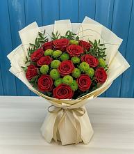 Букет цветов из:  Розы и Хризантемы в Удобной Краснодарский край