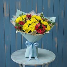 Букет цветов из:  Альстромерии и Хризантемы в Удобной Краснодарский край