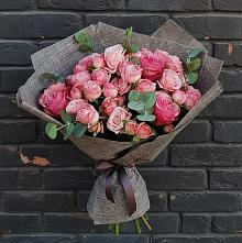 Букет цветов из:  Розы в Удобной Краснодарский край